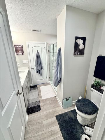 1017 Colonial Dr, Menallen Twp, PA 15401