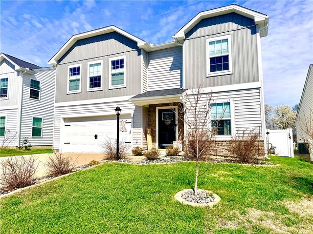 1017 Colonial Dr, Menallen Twp, PA 15401