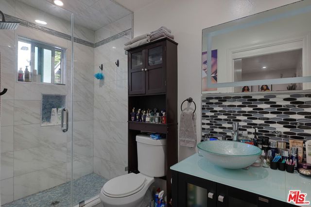 936 N Harper Avenue, West Hollywood, CA 90046