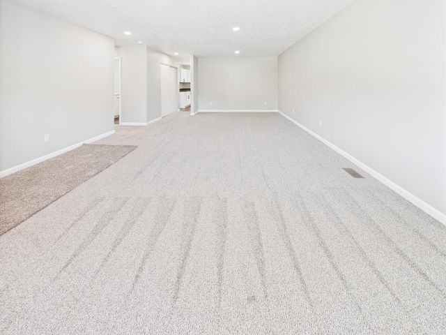 1229 King Richard Parkway 1229 King Richard Parkway, Dayton, OH 45449