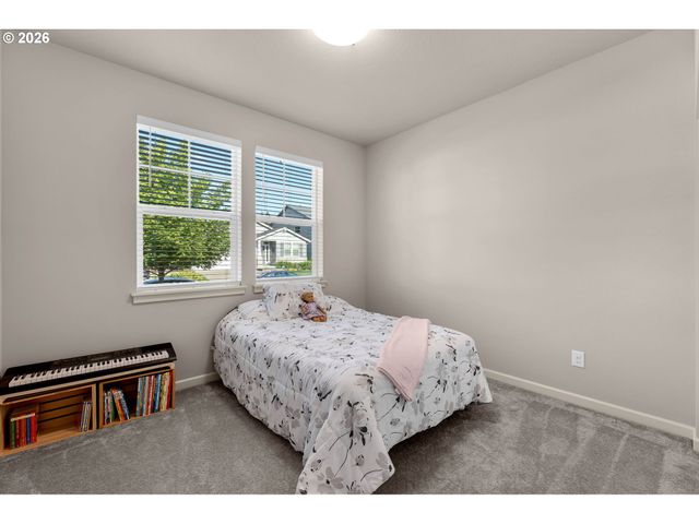 8643 N WRIGHT St, Camas, WA 98607