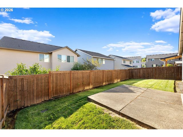 8643 N WRIGHT St, Camas, WA 98607