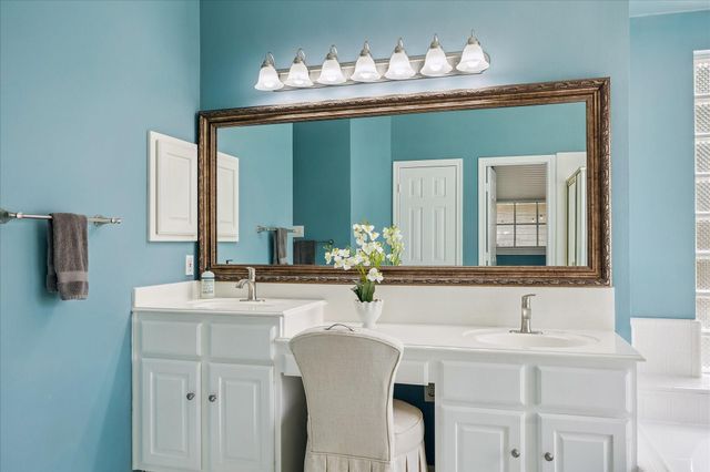 13818 Mill Garden Court, Houston, TX 77059