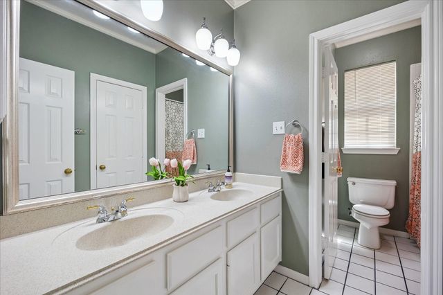 13818 Mill Garden Court, Houston, TX 77059