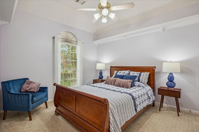 13818 Mill Garden Court, Houston, TX 77059