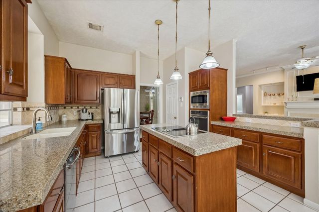 13818 Mill Garden Court, Houston, TX 77059