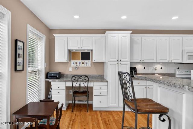 7214 Old North Church Rd, Louisville, KY 40214