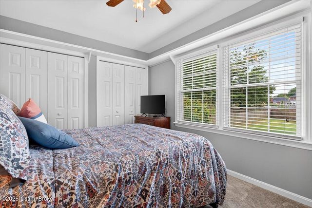 7214 Old North Church Rd, Louisville, KY 40214