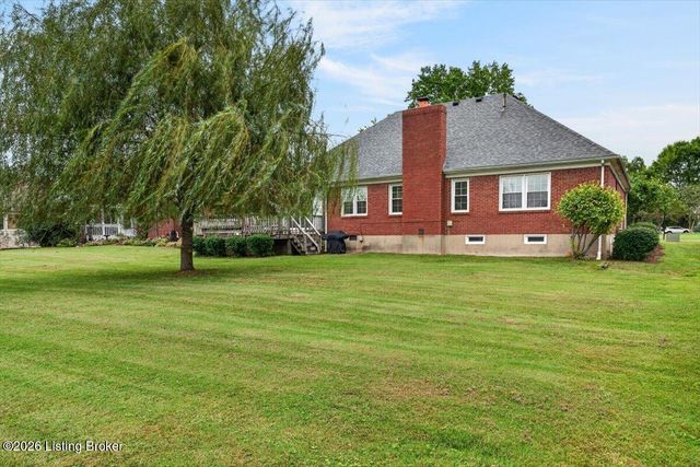 7214 Old North Church Rd, Louisville, KY 40214