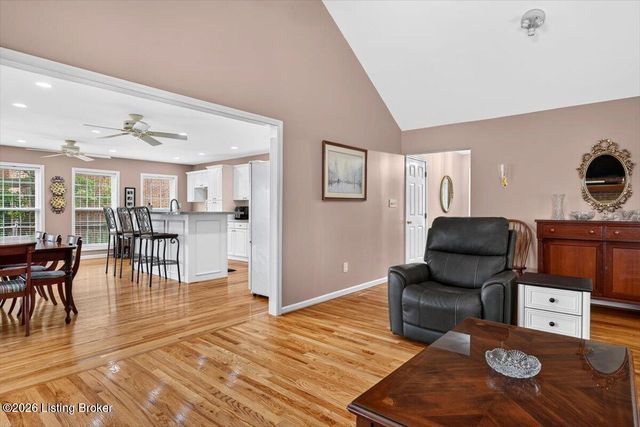 7214 Old North Church Rd, Louisville, KY 40214