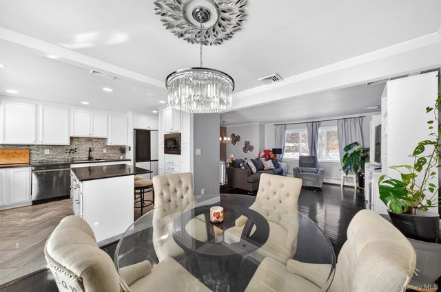 14 Oneil Circle, Monroe, NY 10950