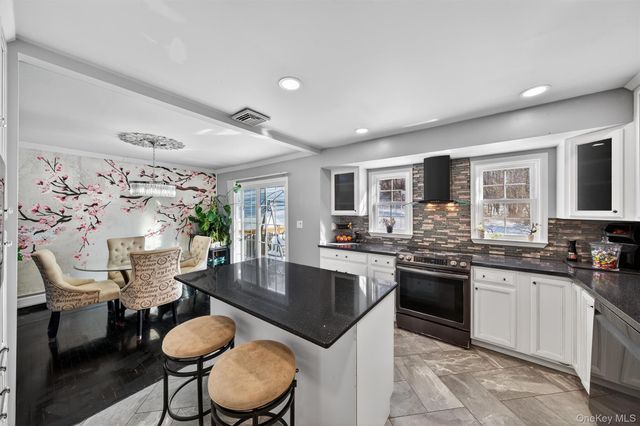 14 Oneil Circle, Monroe, NY 10950