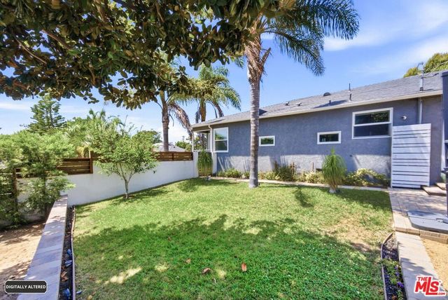 7952 Dunbarton Avenue, Los Angeles, CA 90045