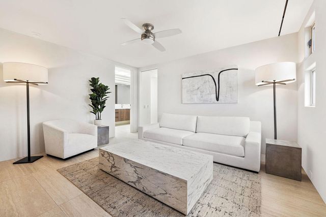 148 Menil Place, Palm Desert, CA 92260