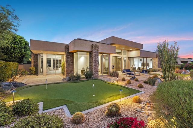 148 Menil Place, Palm Desert, CA 92260