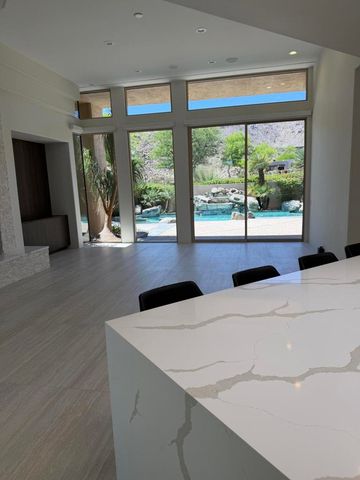 148 Menil Place, Palm Desert, CA 92260