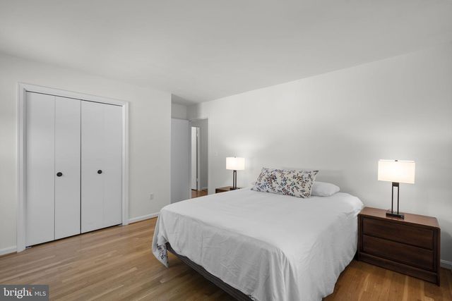 9008 EDGEWOOD DR, Gaithersburg, MD 20877