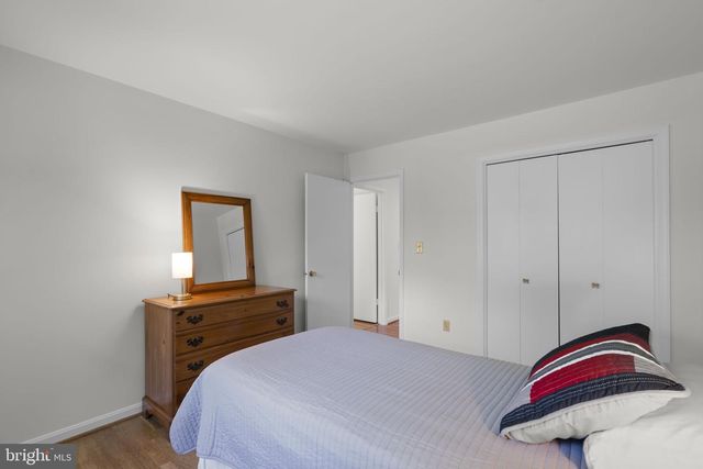 9008 EDGEWOOD DR, Gaithersburg, MD 20877