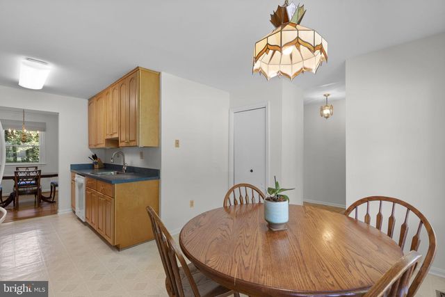 9008 EDGEWOOD DR, Gaithersburg, MD 20877