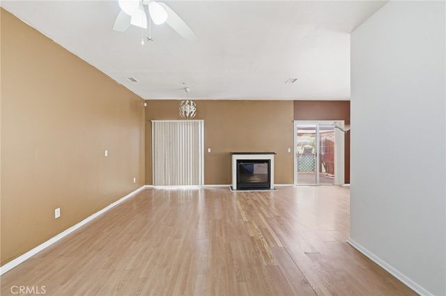 9300 Burnet Avenue 122, North Hills, CA 91343