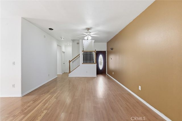 9300 Burnet Avenue 122, North Hills, CA 91343