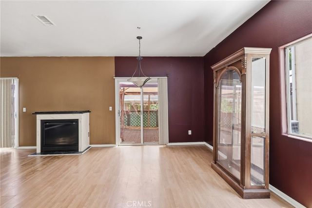 9300 Burnet Avenue 122, North Hills, CA 91343
