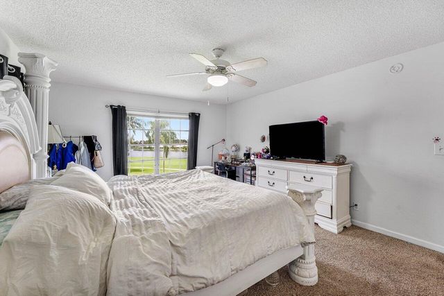 157 Atlantis Boulevard 301, Atlantis, FL 33462