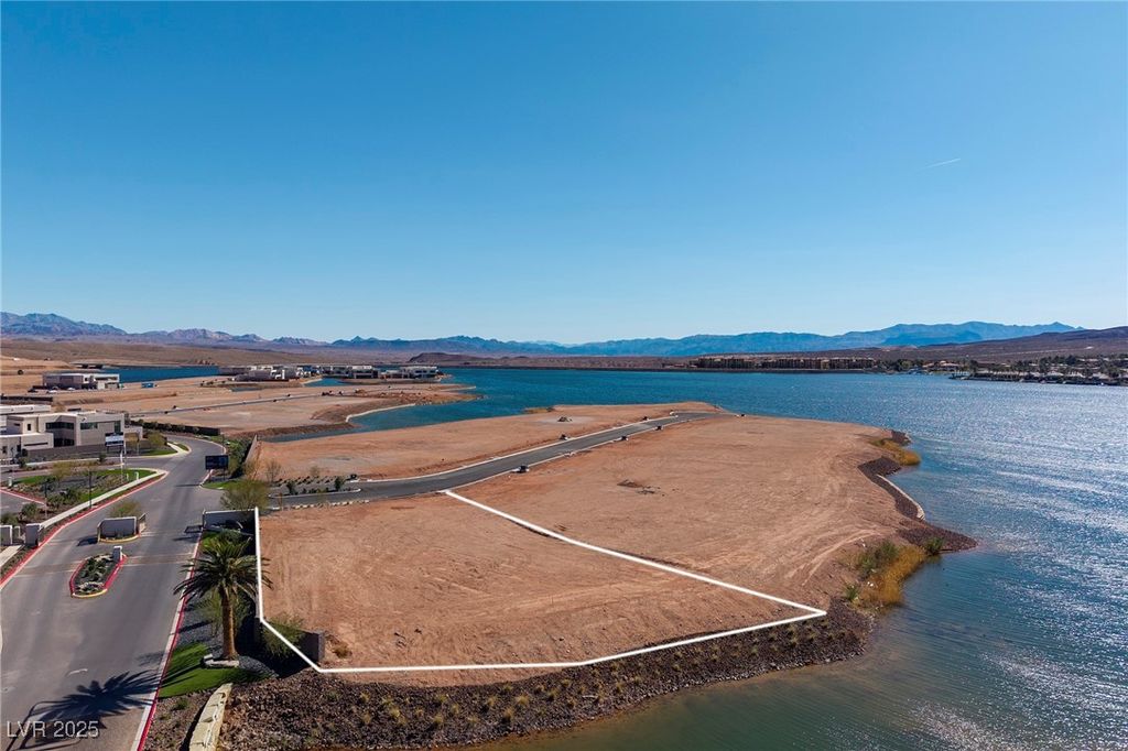 Image 5 of property listing at 1445 Limestone Terrace Court, Henderson, NV 89011