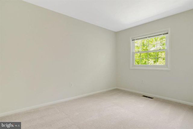6372 EIGHTH CIR, Alexandria, VA 22312