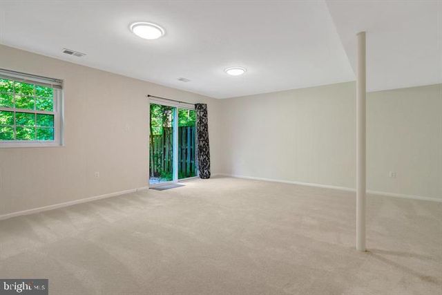 6372 EIGHTH CIR, Alexandria, VA 22312