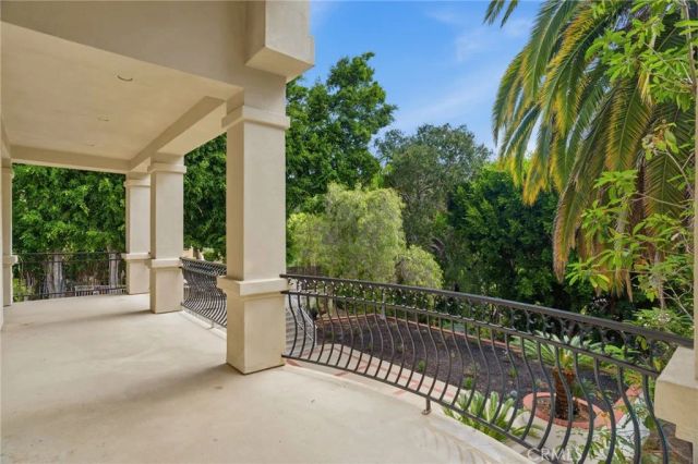 1852 La Loma, North Tustin, CA 92705