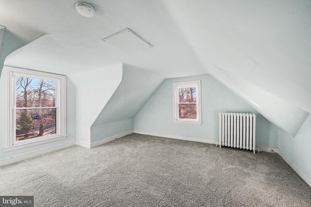 95 W GREENWOOD AVE, Lansdowne, PA 19050