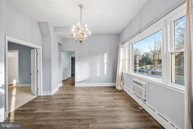 95 W GREENWOOD AVE, Lansdowne, PA 19050