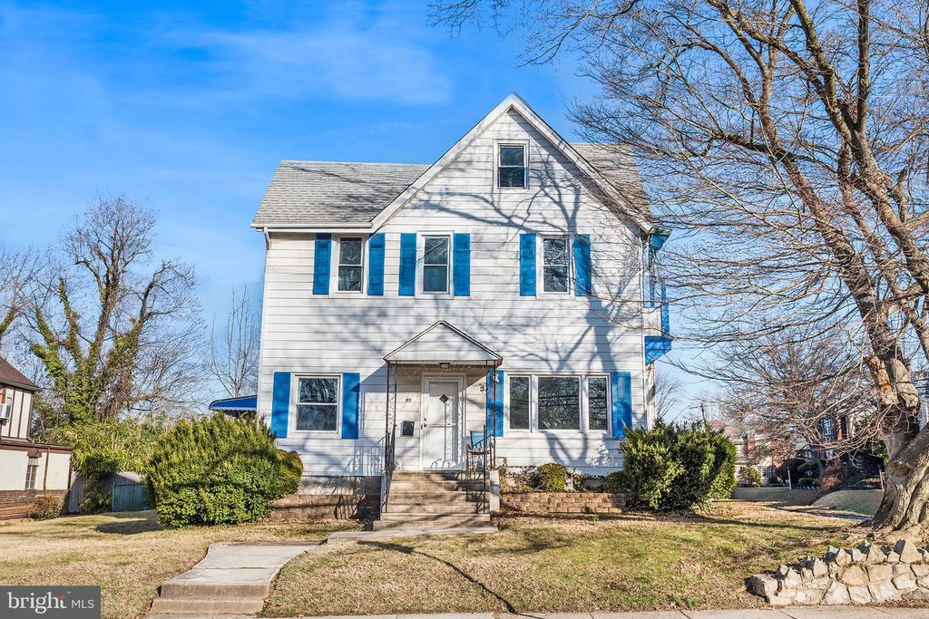 95 W GREENWOOD AVE, Lansdowne, PA 19050