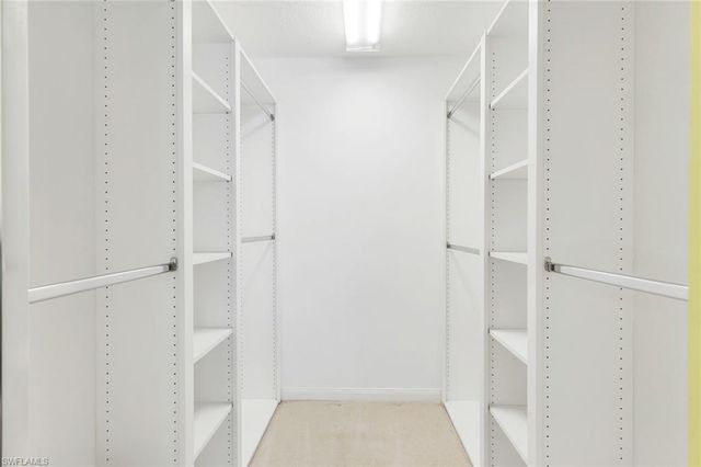 3333 Cayman LN, Naples, FL 34119