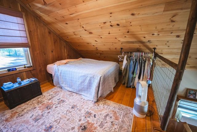 2038 Pilot View DR, Hillsville, VA 24343