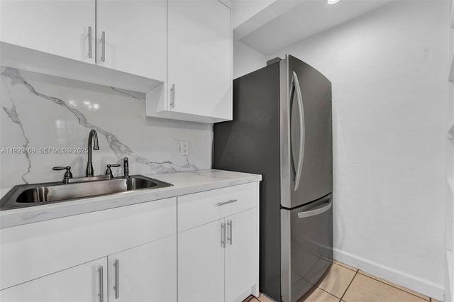 361 SE 6th Ave 1, Hialeah, FL 33010