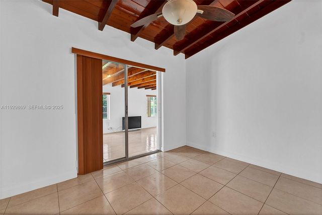 361 SE 6th Ave 1, Hialeah, FL 33010