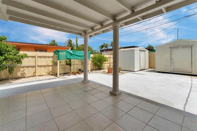 361 SE 6th Ave 1, Hialeah, FL 33010