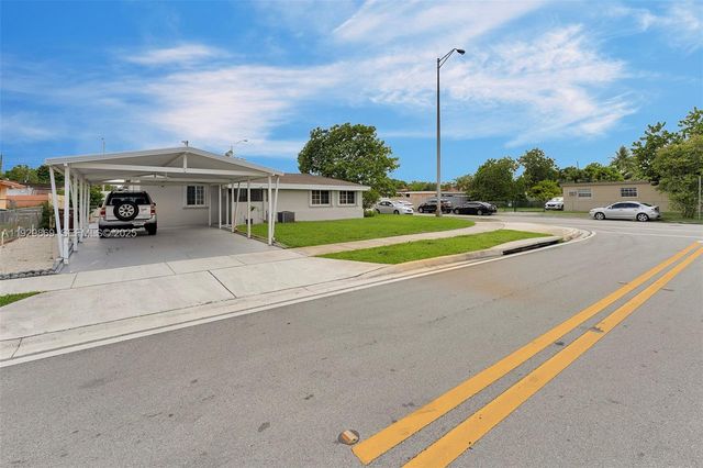 361 SE 6th Ave 1, Hialeah, FL 33010