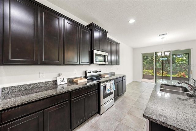 5715 HEVENA COURT, Palmetto, FL 34221