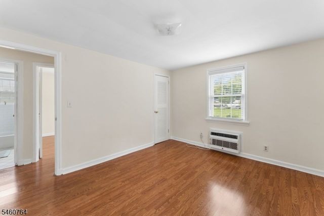418 Lincoln Park, Cranford Twp., NJ 07016