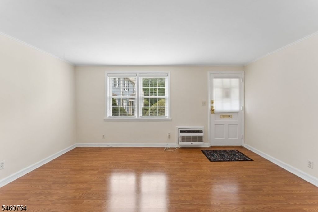 418 Lincoln Park, Cranford Twp., NJ 07016 — photo 2