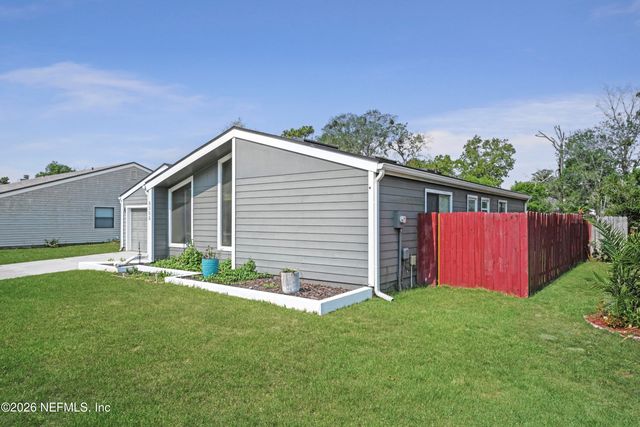 8358 CHASON Road W, Jacksonville, FL 32244