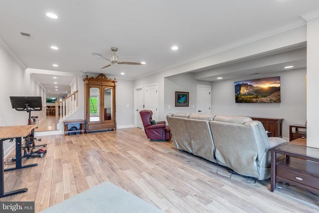 15730 HUNTON LN, Haymarket, VA 20169