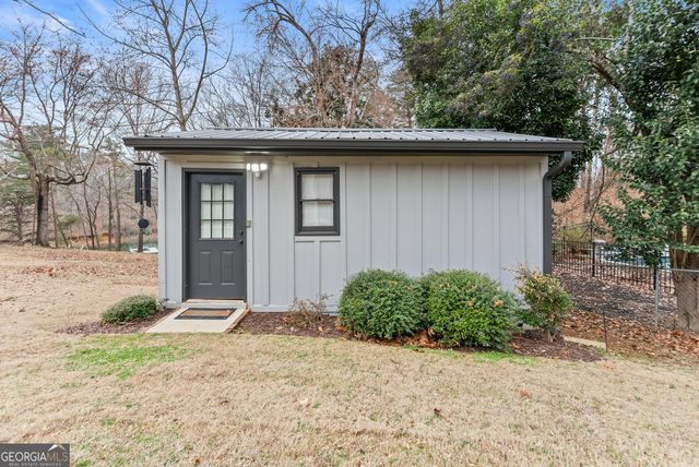 6052 Seminole Drive, Flowery Branch, GA 30542