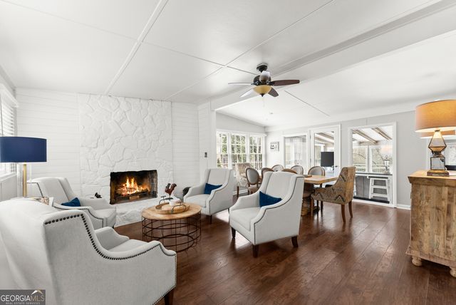 6052 Seminole Drive, Flowery Branch, GA 30542