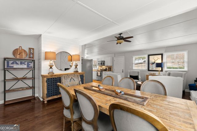 6052 Seminole Drive, Flowery Branch, GA 30542