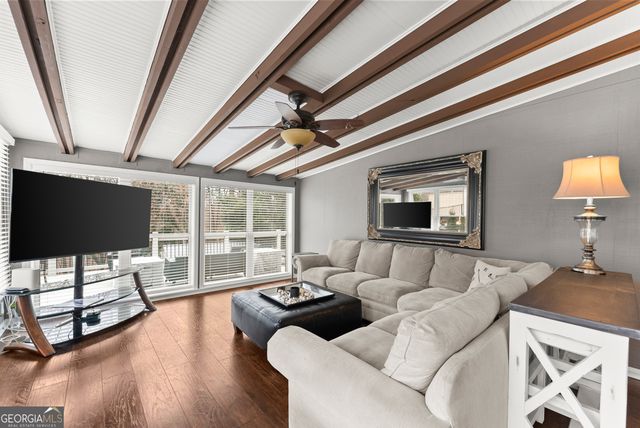 6052 Seminole Drive, Flowery Branch, GA 30542