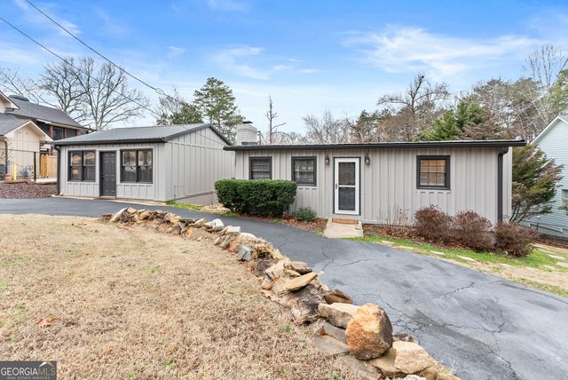 6052 Seminole Drive, Flowery Branch, GA 30542